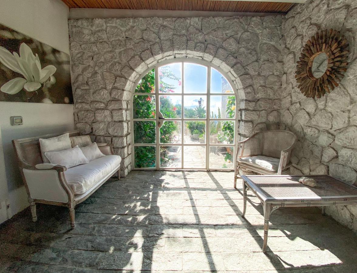 Villa Sea Rose ลีปารี ภายนอก รูปภาพ