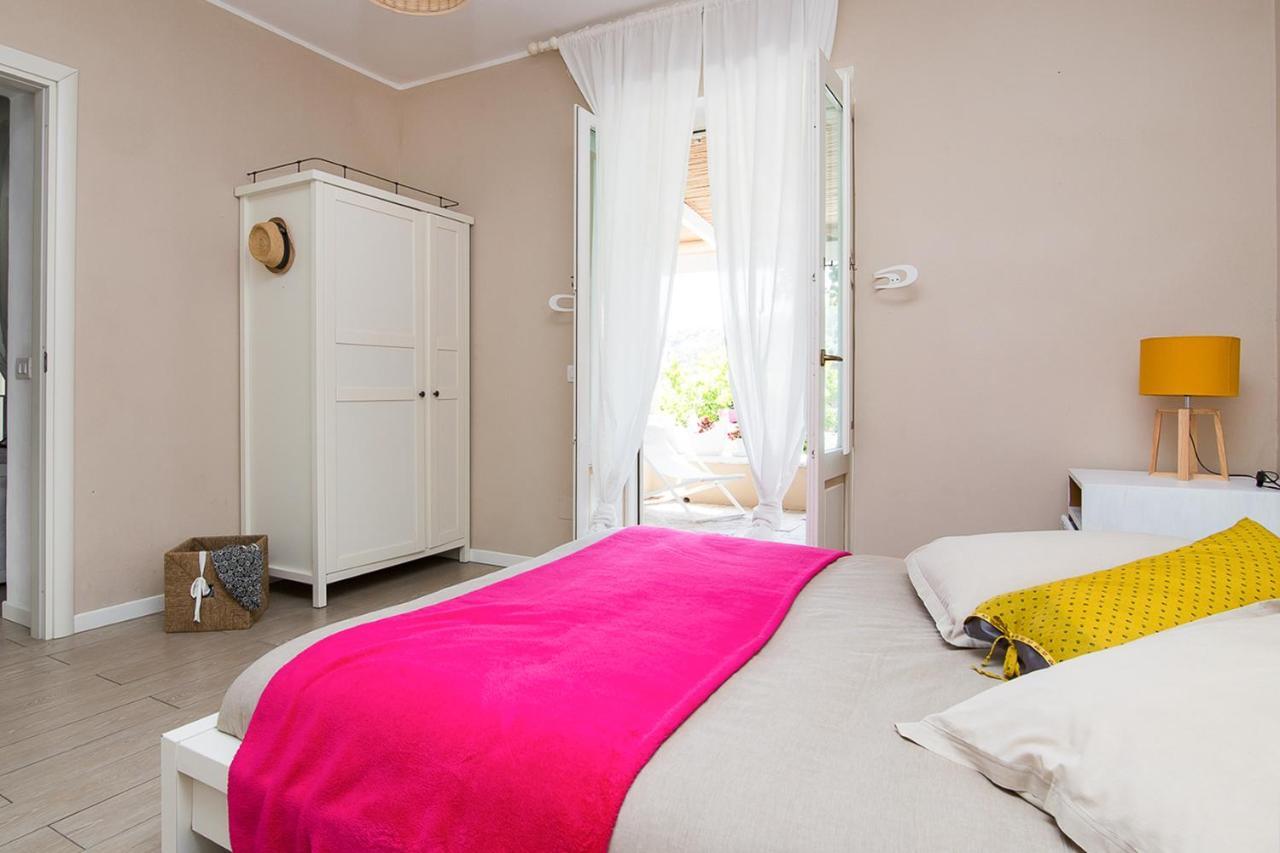 Villa Sea Rose ลีปารี ภายนอก รูปภาพ